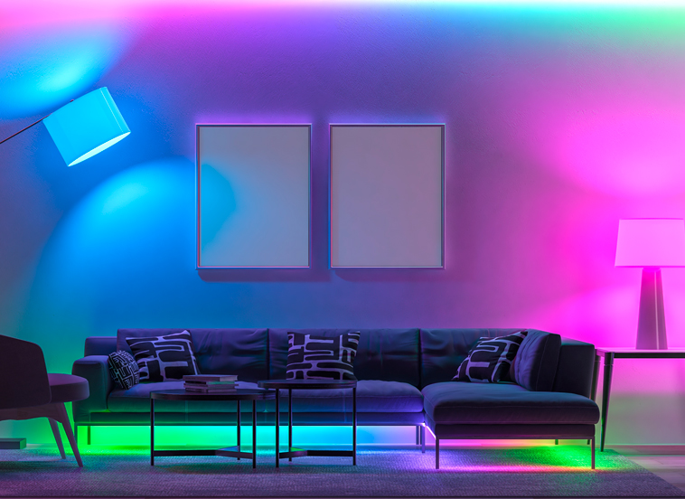 Salon montrant des lumières de différentes couleurs